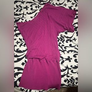 Used Bebe one arm fuschia pink blouse- size l